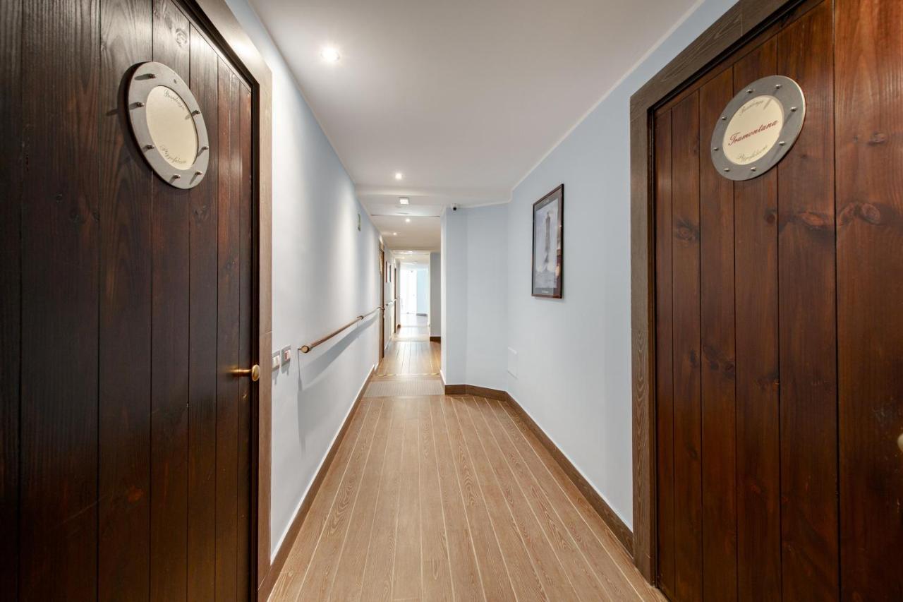 Residenza Pizzofalcone Napels Buitenkant foto